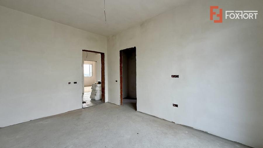 Duplex cu 5 camere de 128 mp utili si teren de 370 mp, zona Giarmata Vii - 12