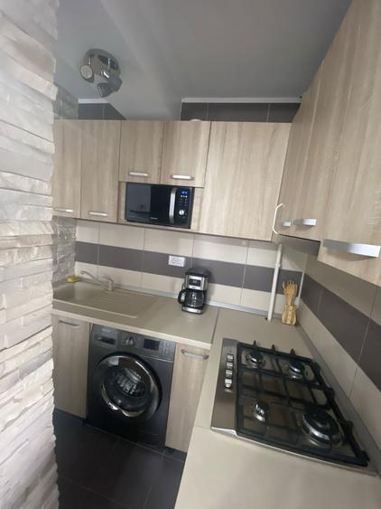 Inchiriez apartament cu o camera Mazepa 1 dotat si utilat complet lux - 4