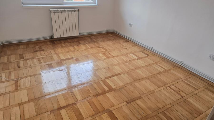 Vand apartament 4 camere decomandat in Deva, zona 22 Decembrie (Liceul Auto), - 8