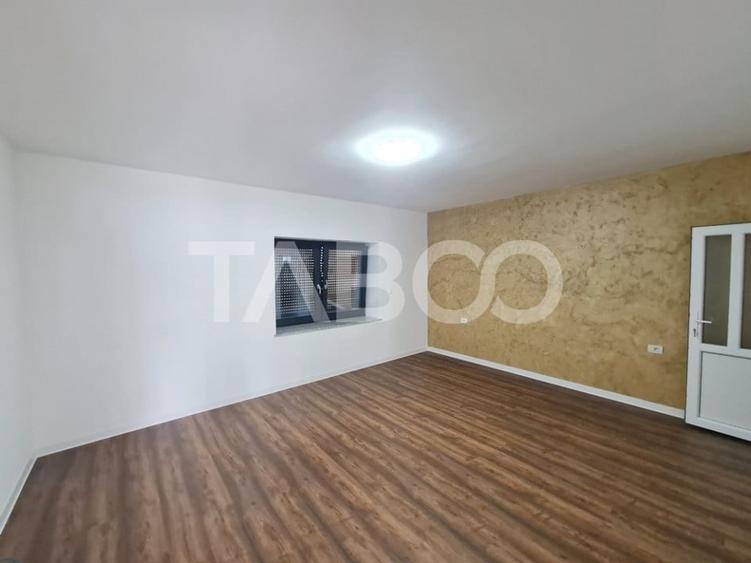 Casa noua de vanzare in Sebes strada asfaltata - 16