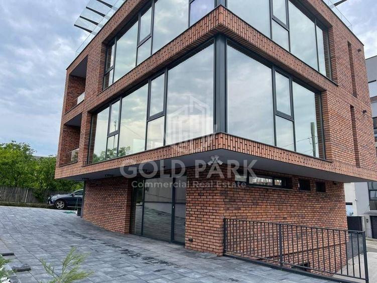 Spatiu de Birouri/Cladire de Birouri-Zona Europa-Garaj/Parcari/Curte - 1