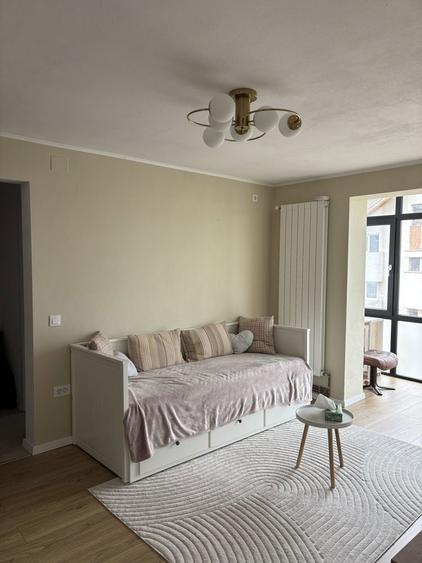 Inchiriez apartament 2 camere - 8