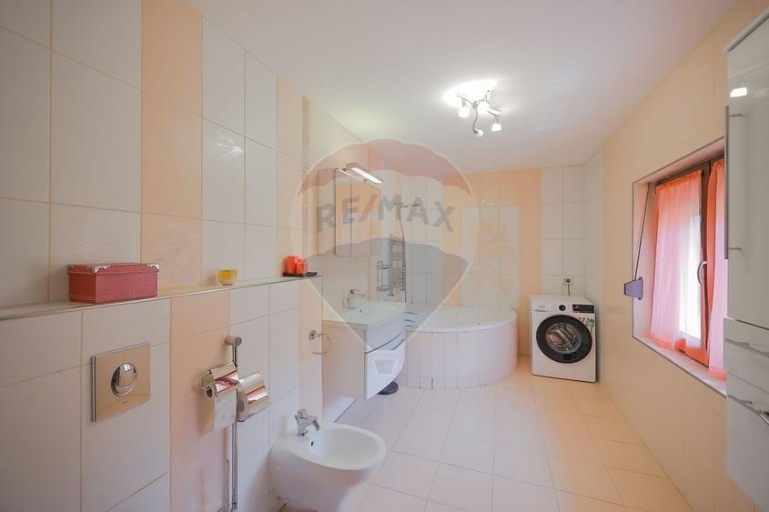 Vilă mediteraneană premium cu piscină, de vânzare, zona Dealuri Oradea - 35