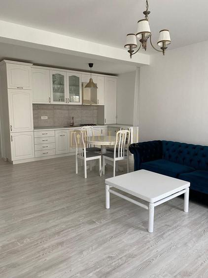 Ideal pentru un cuplu, la 10-12 minute de Complex, centrala proprie - 2