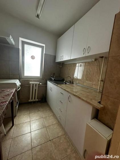 Proprietar inchiriez apartament doua camere - 1