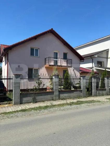 Casa de vanzare in Dumbravi?a loca?ie centrala - 2