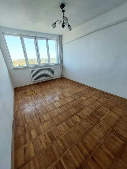 proprietar vand ap.3 camere, decomandate, Calea Sagului , etaj 9, 65 mp - 5