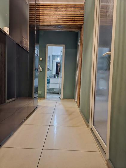 Inel 1 - 2 camere decomandat  - mobilat. - 4