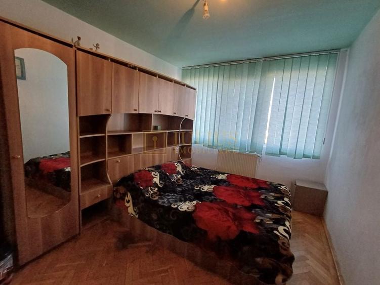 3 camere în zona Complex Studentesc - 3