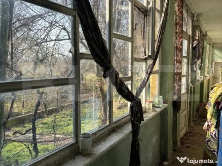 Casa pitoreasca, 4 camere, 180 mp, zona Beregsau Mare - 3