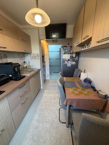 Vand apartament mobilat si utilat 4 camere decomandat Ploiesti Vest - 6
