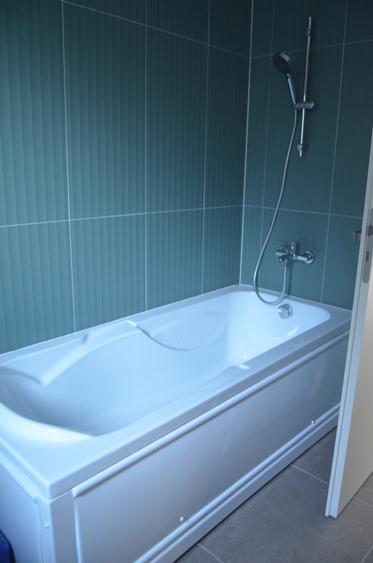 Apartament cu doua camere ,parter,imobil nou - 3