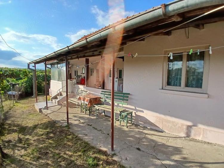 Casa de vanzare sat Ciovirnasani,com ?i?e?ti MH - 9