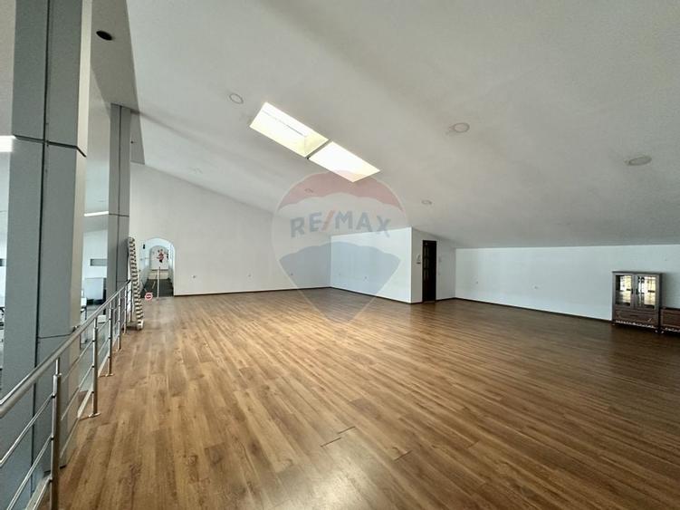 Hala/Showroom 1400mp Calea Moldovei - 11