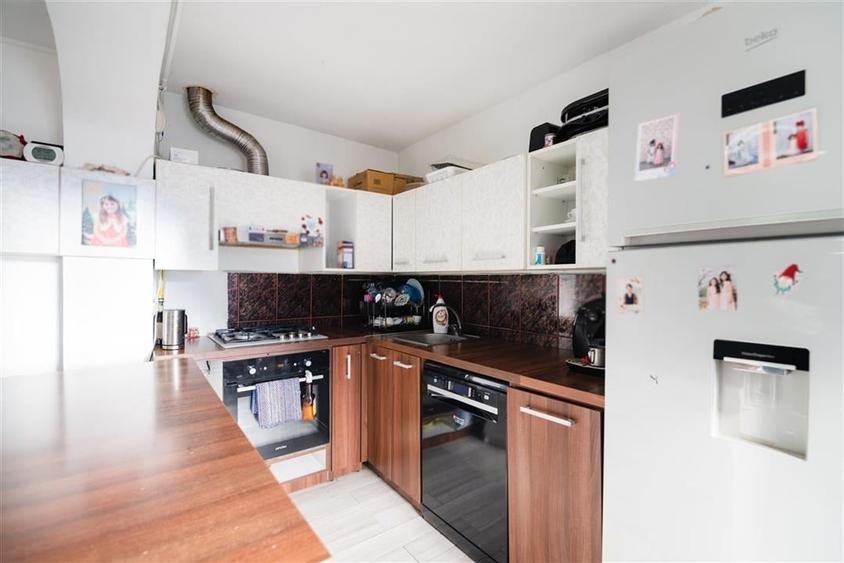 RECO Casa de vanzare cu mansarda la 2 minute de Lotus - 2