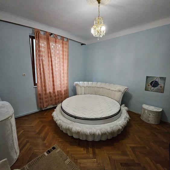 Casa de vanzare - Central(Bulevardul Castanilor) - 15