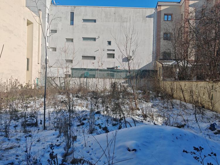 Teren de vânzare – Zona Herăstrău | Locație premium || . - 1