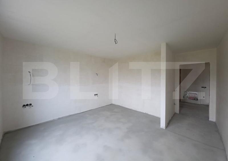 Apartament spațios 110 mp, 2 parcări, terasă și curte, finisat - 10