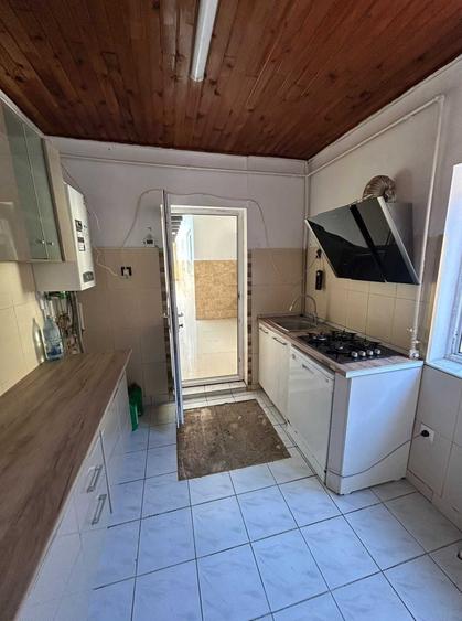 Casă cu 4 camere cu Teren 185 Mp în Coiciu