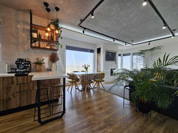 Casa 4 camere de vanzare in Dezmir - 2