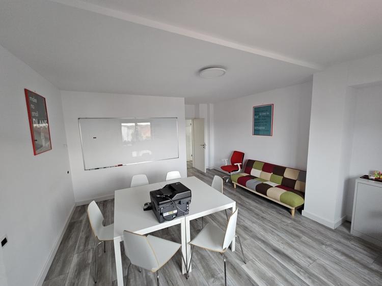 Spatiu Birouri 3 camere Calea Dumbravii bloc nou - 5