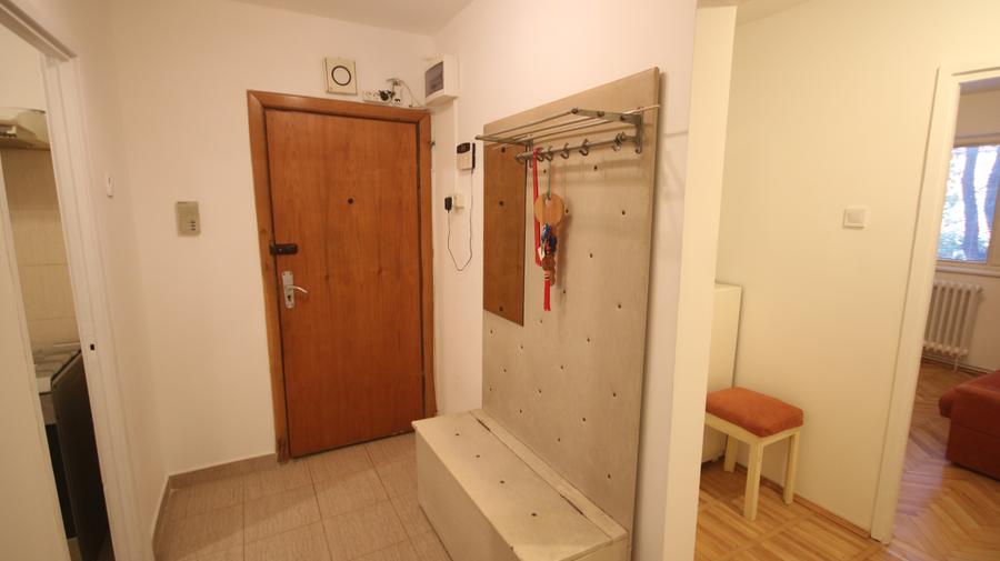 Apartament cu 4 camere decomandat în Șagului