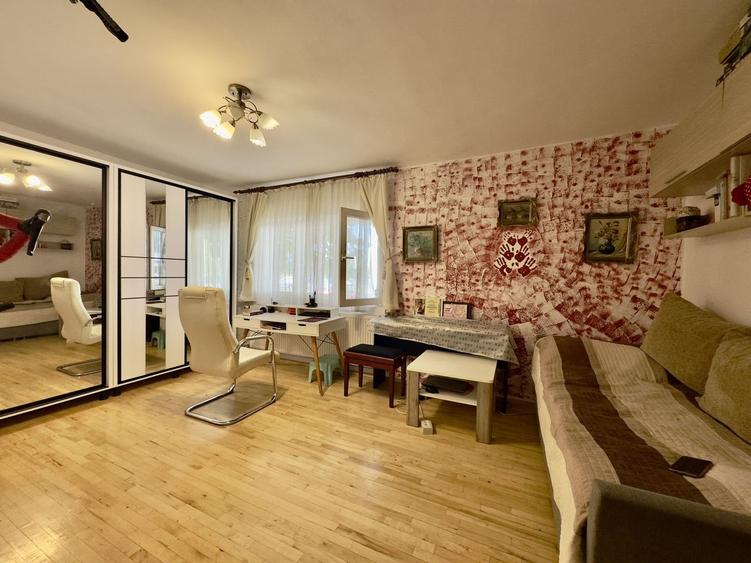 Lipovei, Centrala proprie, 54 MP - 5