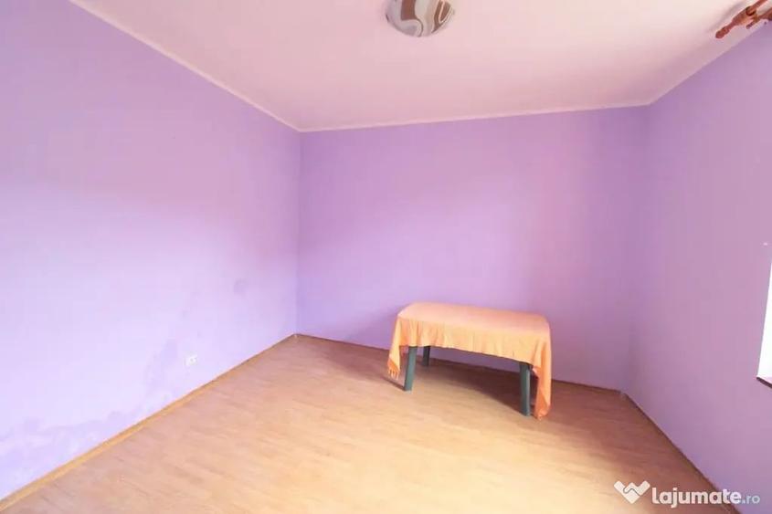 De vanzare casa cu 3 camere, zona Port, 64.000 euro - 3