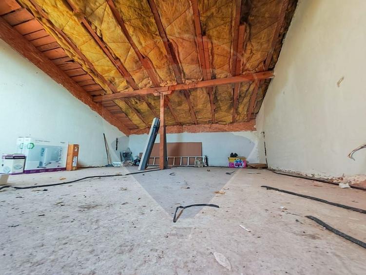 Casă cu 3 camere, curte și mansardă – Chiajna, str. Luceafarului - 13