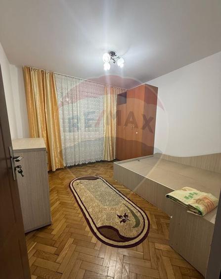 Apartament cu 3 camere de inchiriat in zona Central - 6