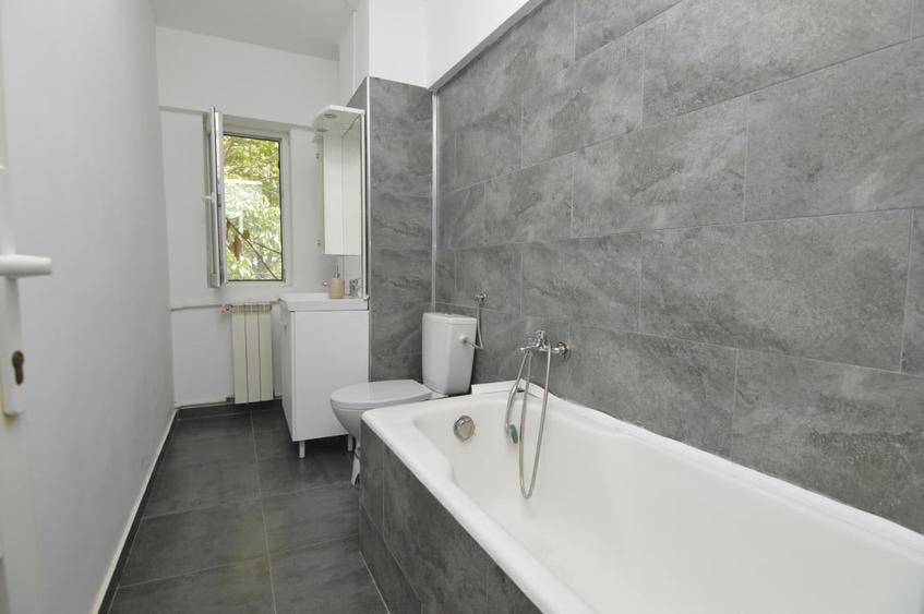 VANZARE APARTAMENT 2 CAMERE BULEVARDUL DECEBAL - PIATA ALBA IULIA - 13