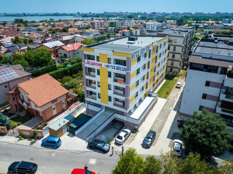 Dezvoltator , Palazu Mare , Bloc Sunny Lake, Apartament 3 camere - 1