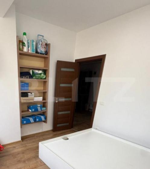 Apartament 3 camere, 60 mp, ?coala Nr. 10, zona Burdujeni - 5