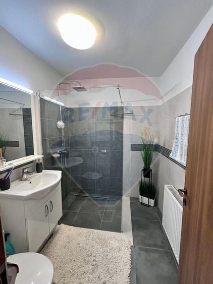 Apartament cu 4 camere de inchiriat- zona ULTRACENTRALA - 5