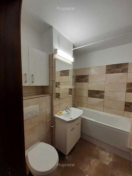 Direct proprietar-inchiriere apartament 2 camere Ultracentral (Galerii) - Renovat complet, vedere pe spate, liber - 2