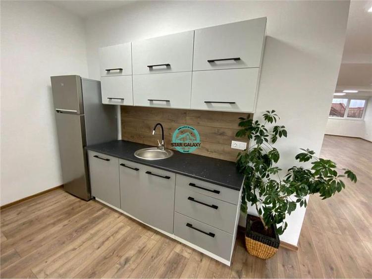 Inchiriez spatiu comercial cu suprafata 130 mp, zona centrala - 5