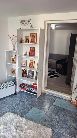 Vind casa la intrarea Smeura - 1