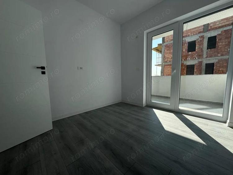 Disponibil imediat, la etajul 2. Langa transport in comun. - 4