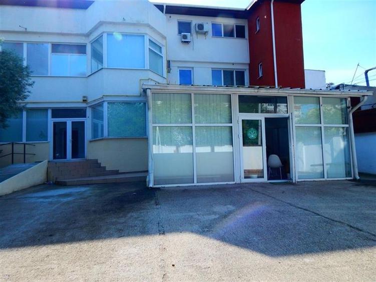 Vila de vanzare pretabila clinica medicala/birouri - 29