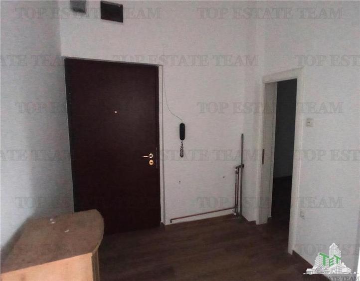 Apartament 3 camere de vanzare, zona Armeneasca - 15