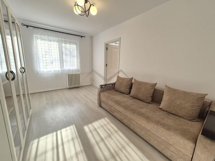 Apartament 2 camere nedecomandat Podu Ros - 2