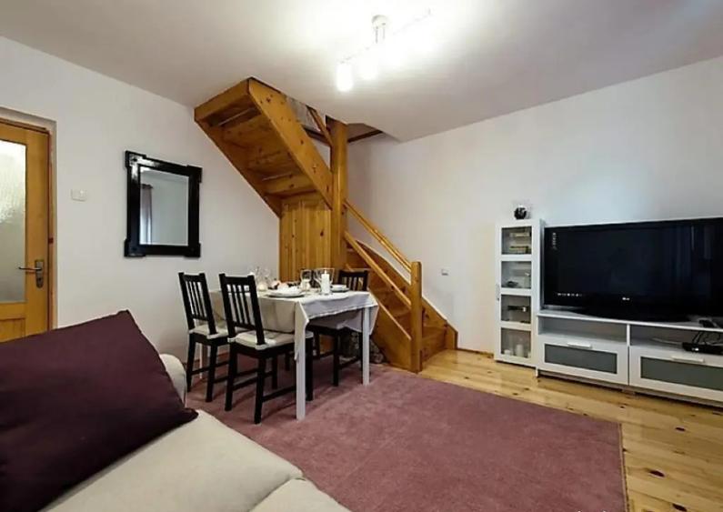 Apartament cu patru camere Busteni - 2