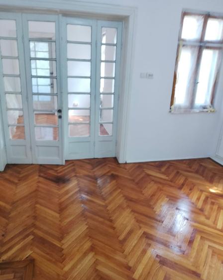 Vila p+m+1 in ultracentralul capitalei,stradal pe Splaiul UNIRII,locatie top - 10