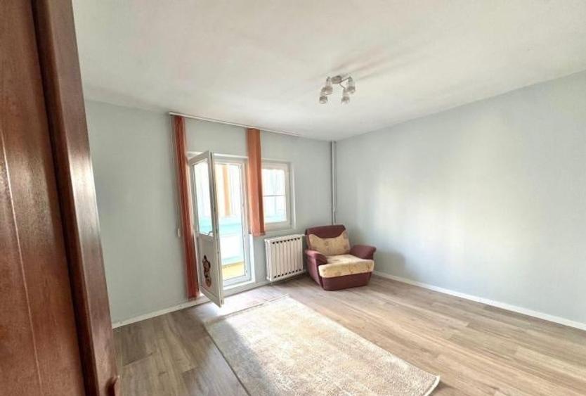 Apartament 3 camere, decomandat, Nerva Traian - 12