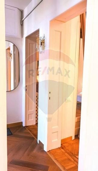 Casă 2 camere de închiriat singur curte zona Unirii - 4