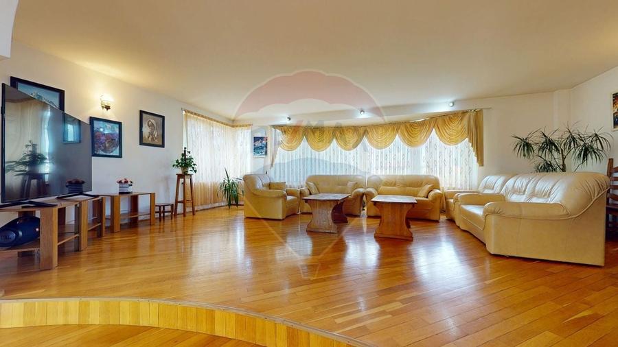 Vilă premium | 7 camere | Teren 2418 mp | Ghimbav Livada - 3
