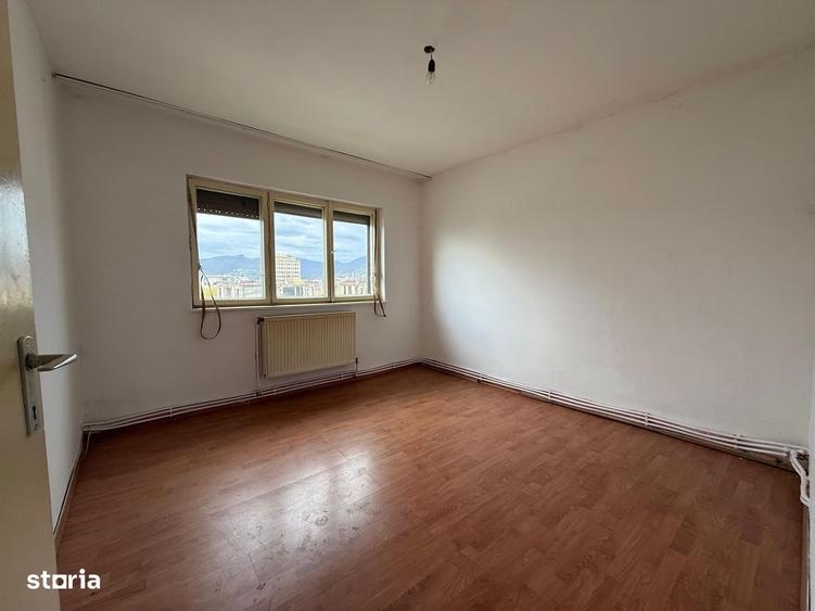 Bd. Republicii zona SRI Ap. 2 camere, decomandat - 1