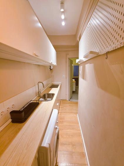 Garsoniera Pache - str. Kiritescu, et 1/3, balcon, supr. 31 mp, centrala proprie - 16