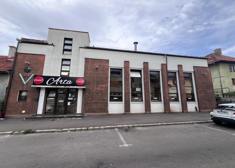 Spatiu comercial de inchiriat pe Strada Gradinarilor 13, Brasov - 1