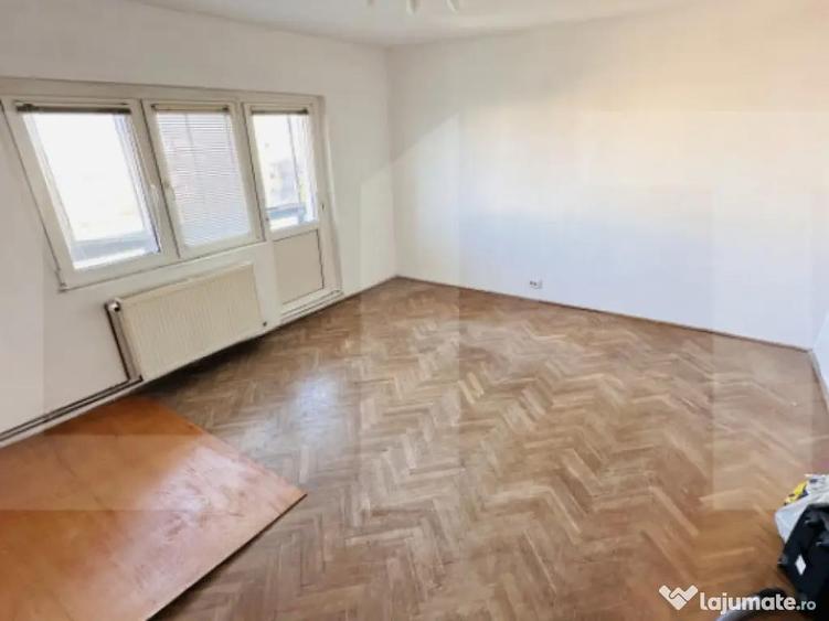 Apartament cu priveliste, 3 camere in Micalaca - 1